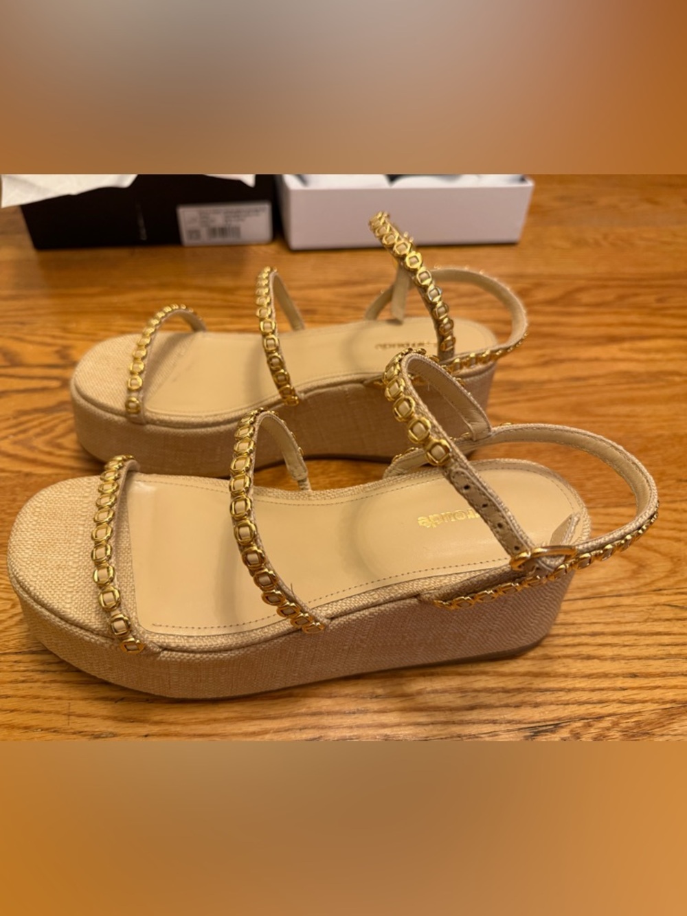 Larroudé “Gio Milanina” Platform Sandals — New in Box — Size 7.5 — Beige Raffia